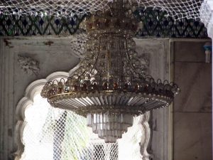 Photo candlestick crystal chandelier