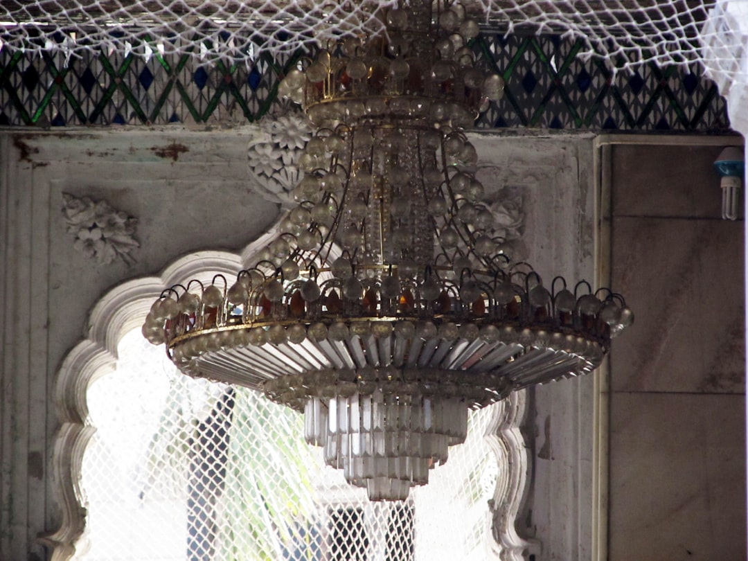 Photo candlestick crystal chandelier