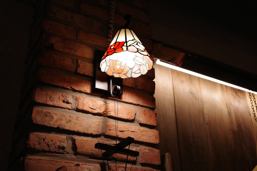 Photo Travertine wood double head wall lamp