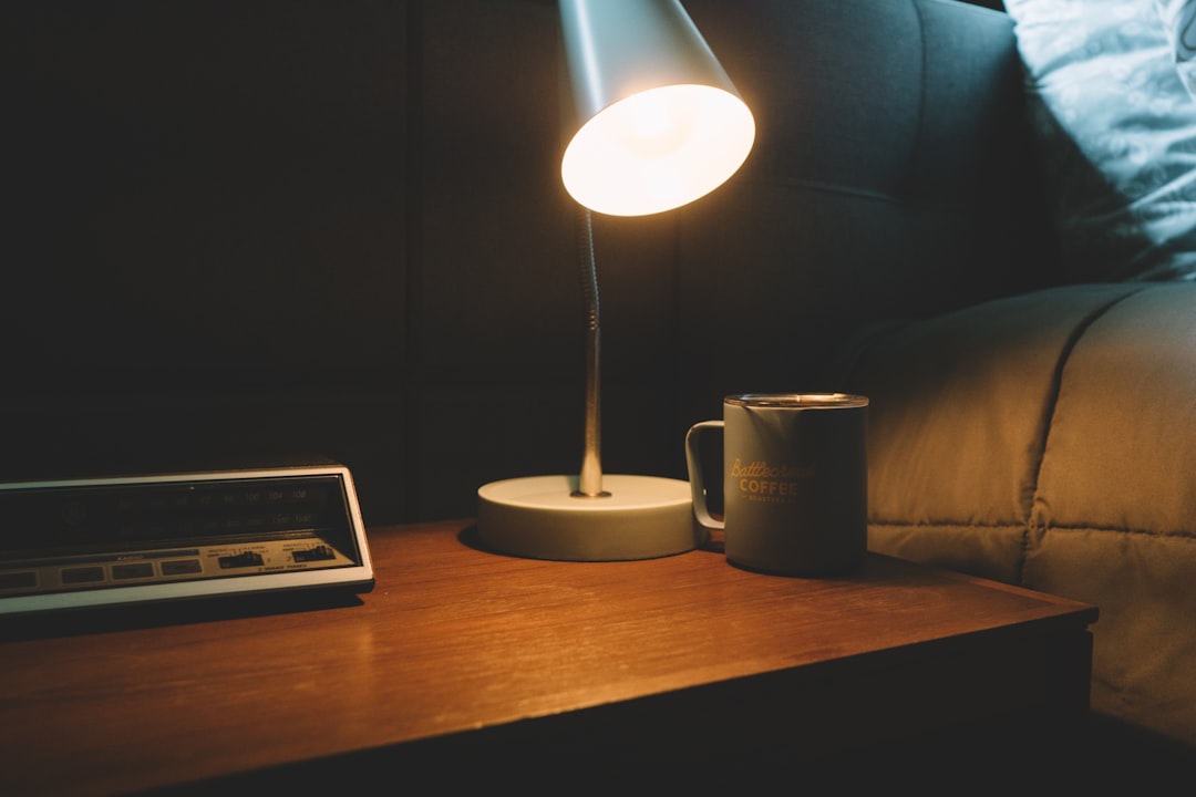 Photo smart bedside lamp